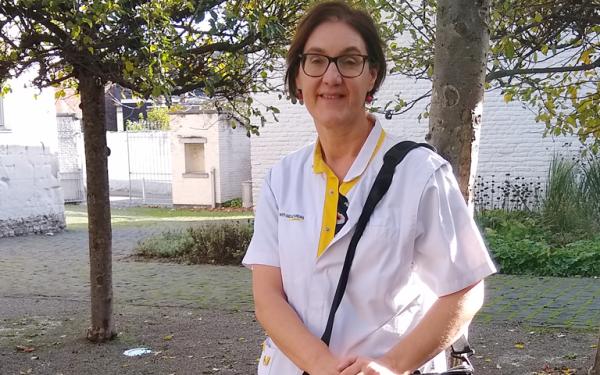 Foto verpleegkundige Petra van het Wit-Gele Kruis