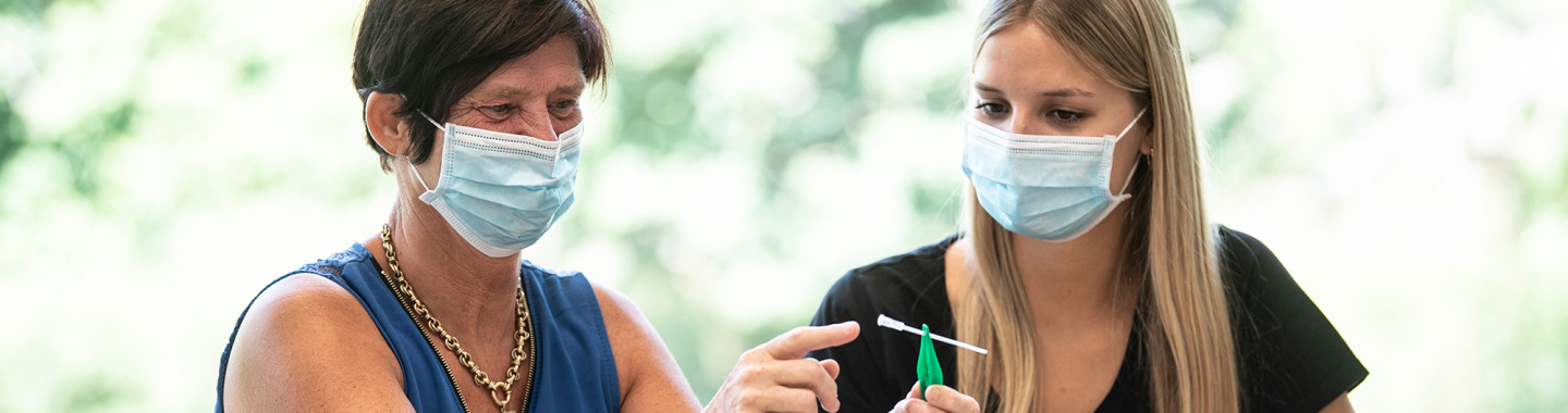 Foto jobstudent Frauke en verpleegkundige Nancy