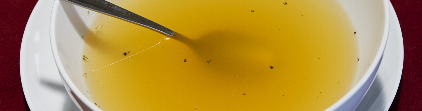 Foto kippenbouillon