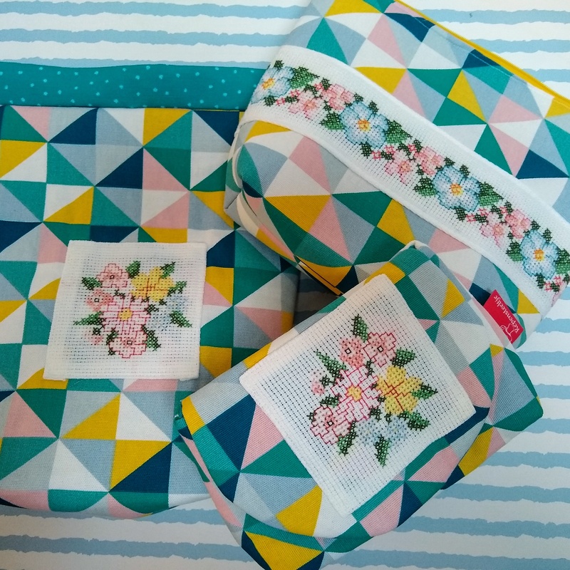 Tasjes met borduursel