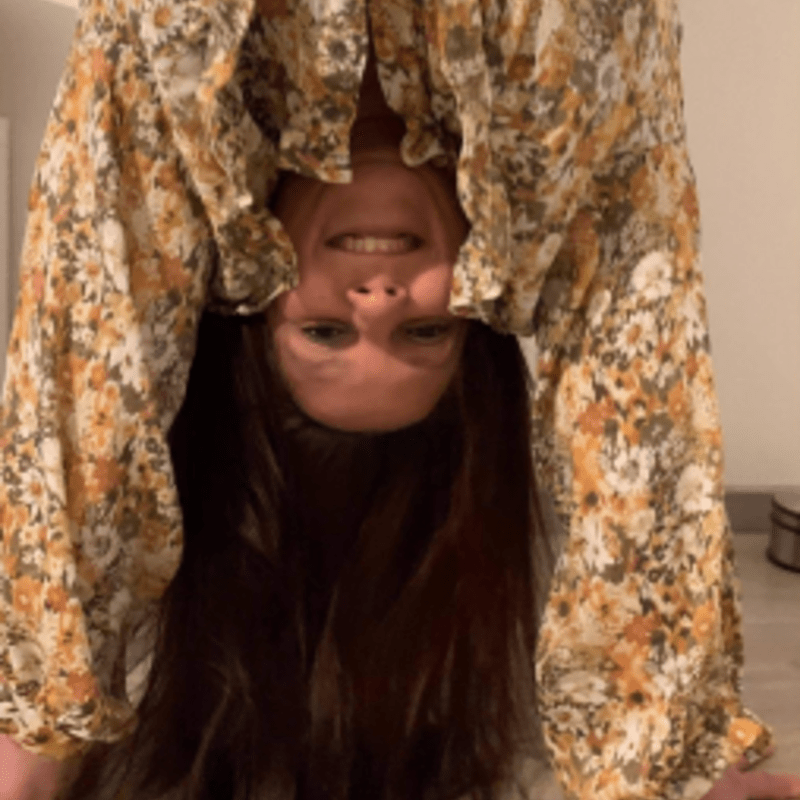 Amy ondersteboven