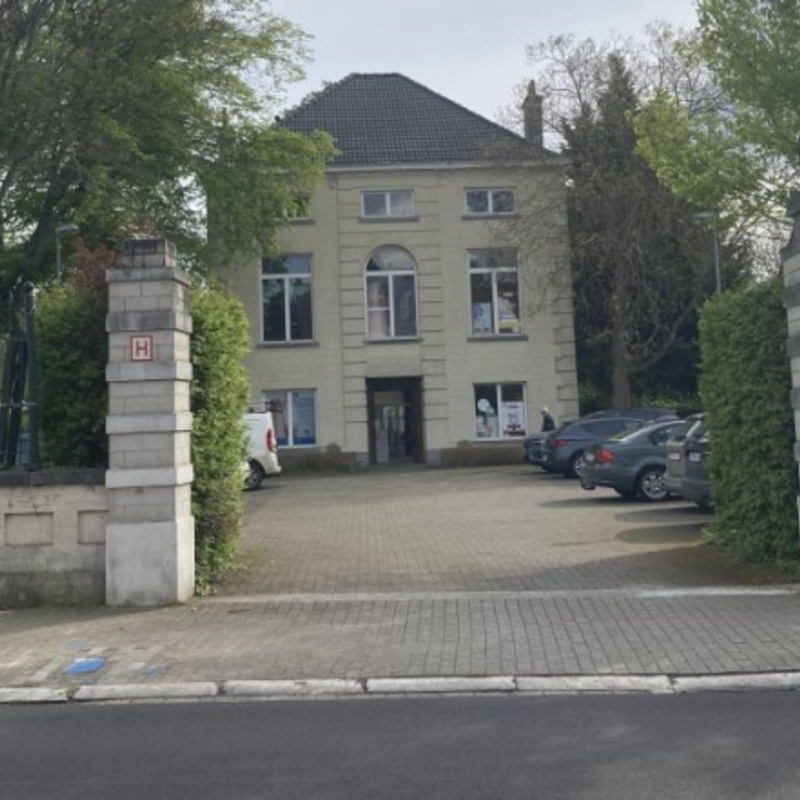 voorgevel van gebouw verpleegpost in Kortenberg