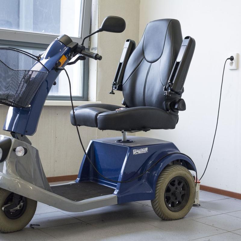 scootmobiel, mobiliteitscooter of seniorenscooter, mobiliteit