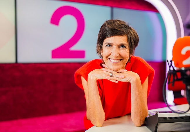 Foto Anja Daems in studio van Radio 2