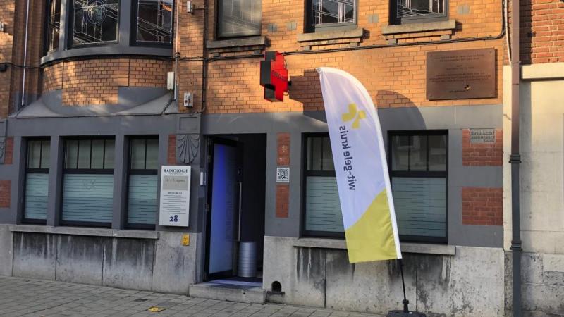 Onthulling gedenkplaat