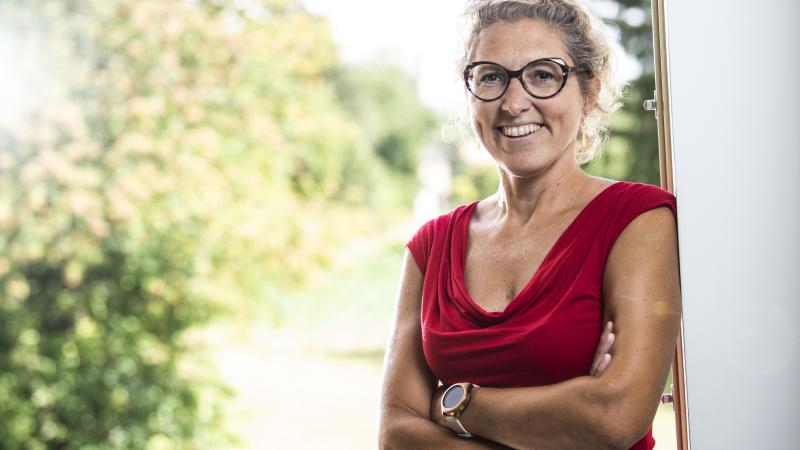 Leven met mucoviscidose jonge vrouw met mucoviscidose