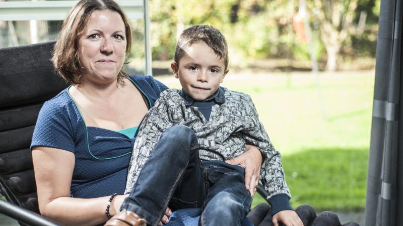 Thiebe en zijn mama