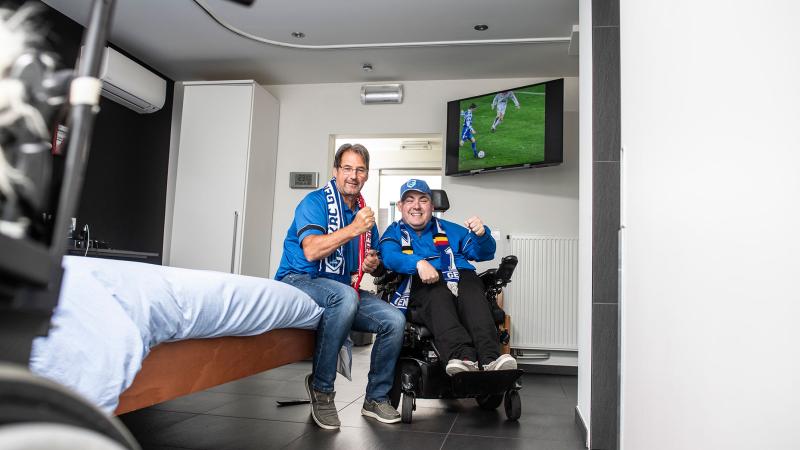 Foto Toon en verpleegkundige Luc